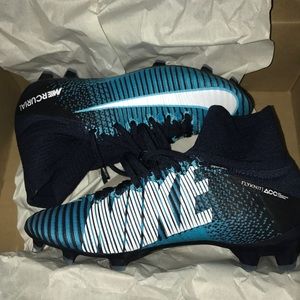 Nike Mercurial SuperFly women's cleats (6.5)